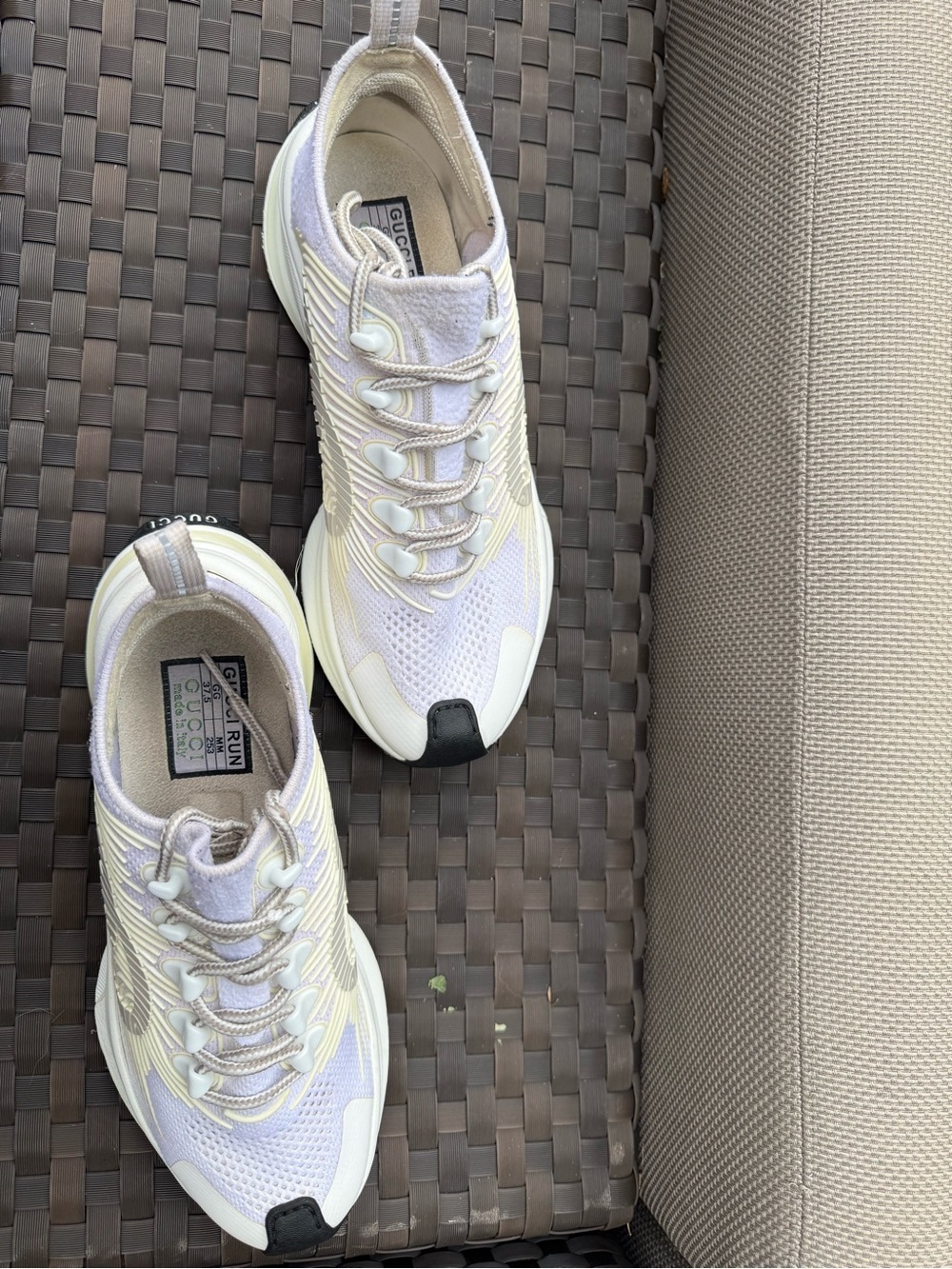 Gucci Run Knit Sneakers White Cream | Size 37.5 | Pre-Loved